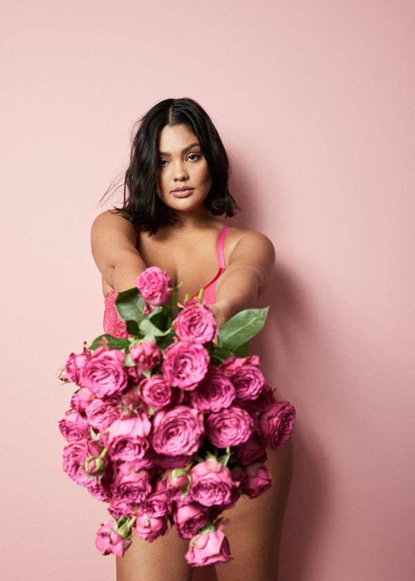 Human body, Flash photography, Hair, Flower, Hand, Arm, Plant, Dress, Petal, Waist