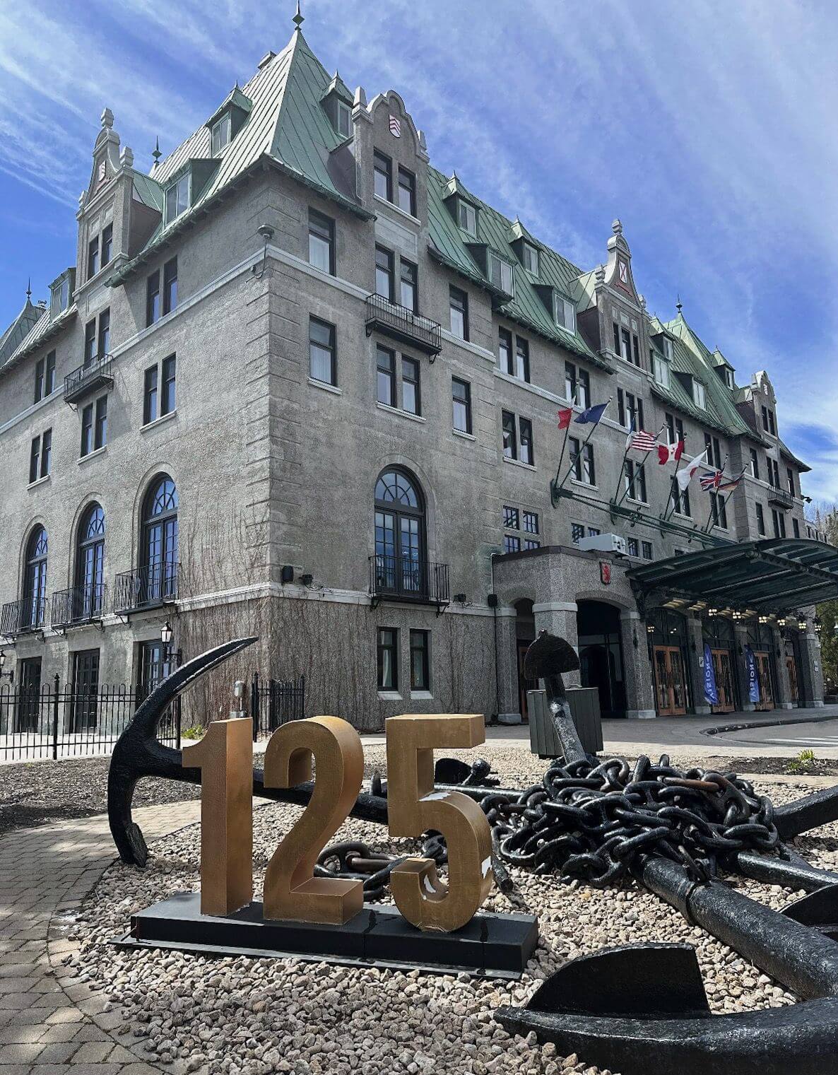 Urban design, Cloud, Sky, Building, Window