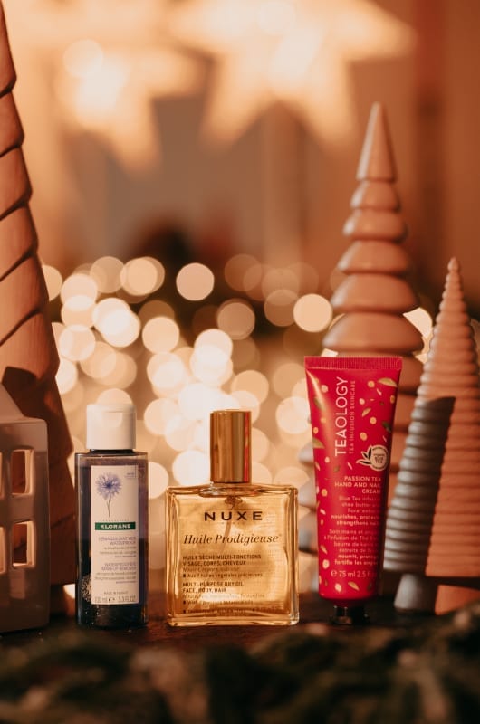 Brown, Light, Product, Liquid, Lighting, Fluid, Bottle, Cone, Wood, Drink