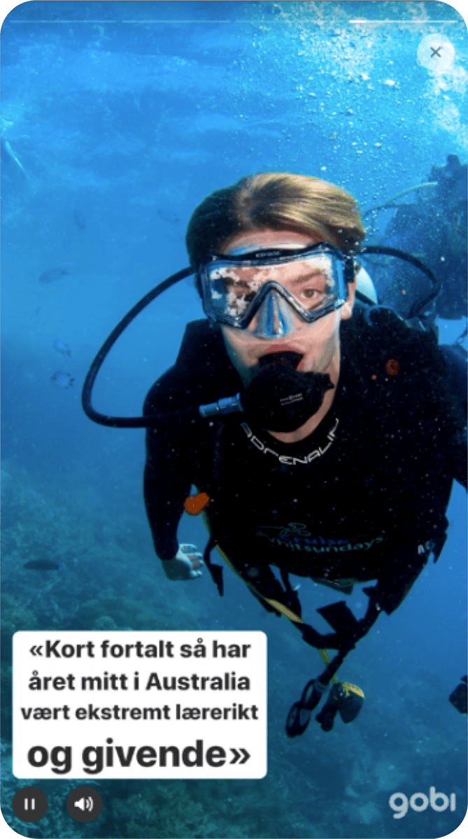 Underwater diving, Clothing, Face, Water, Head, Divemaster, Vertebrate