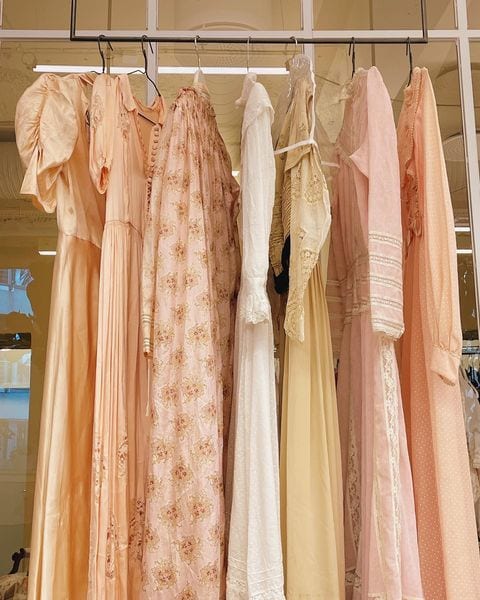 Clothes hanger, One-piece garment, Fashion design, Clothing, Outerwear, Window, Dress, Textile, Sleeve
