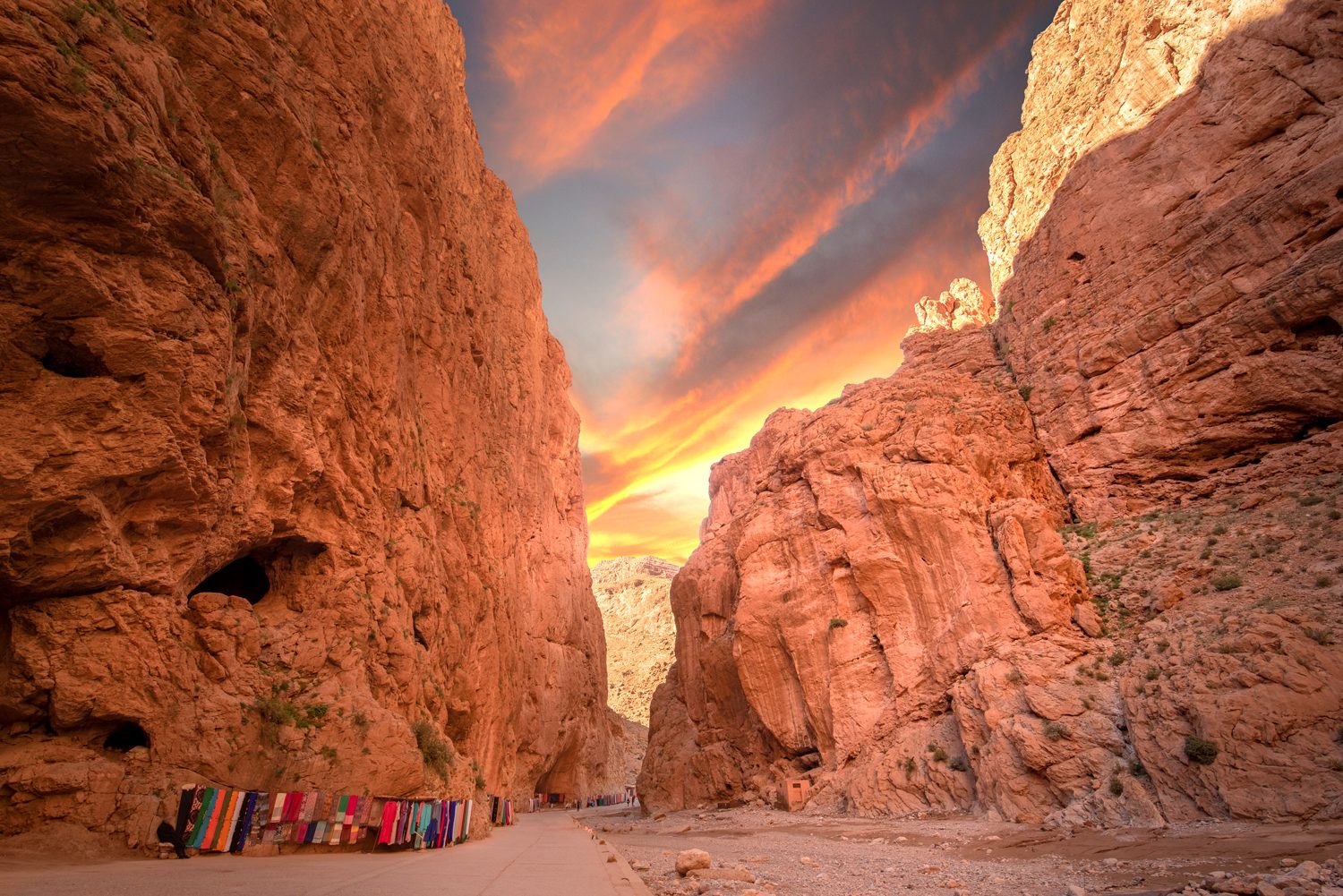 Geological formation, Rock, Terrain, Fault, Narrows, Bedrock, Outcrop, Cliff, Badlands, Geology