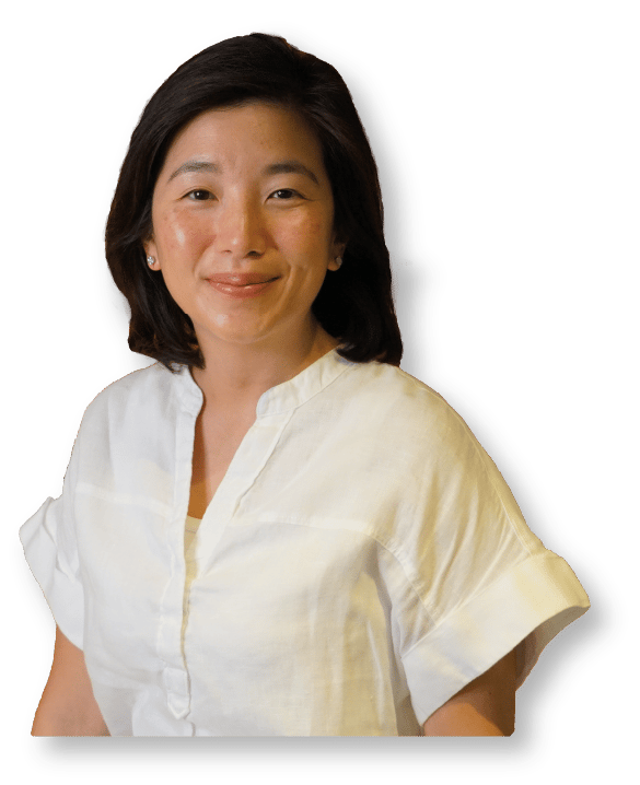 Dress shirt, Smile, Shoulder, Neck, Sleeve, Gesture, Collar