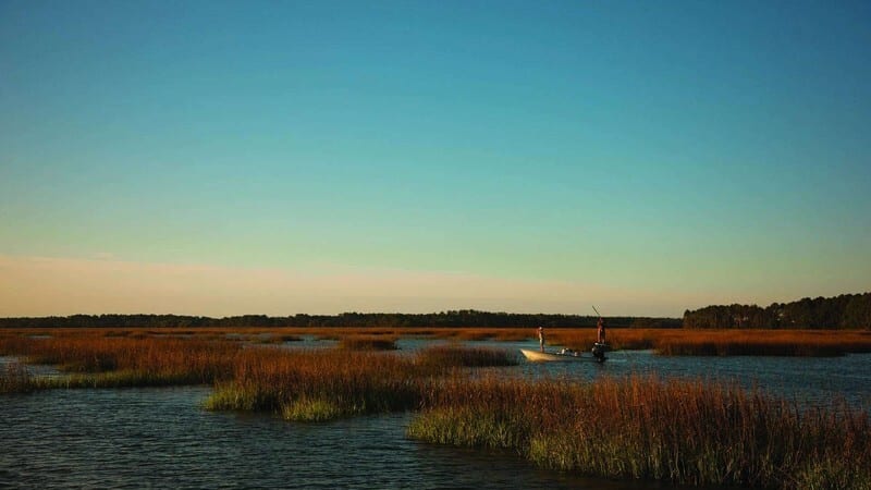 Natural landscape, Lacustrine plain, Water, Sky, Plant, Cloud, Lake, Dusk, Sunset