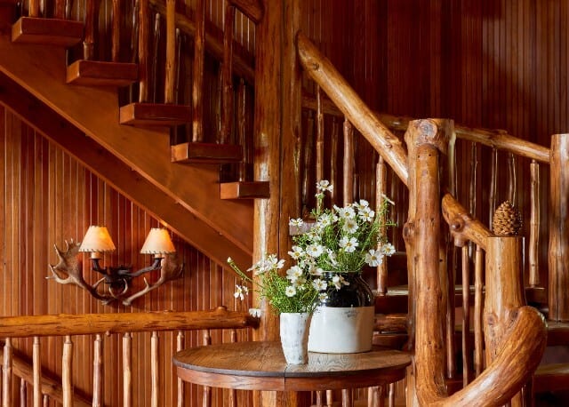 Interior design, Plant, Property, Furniture, Flower, Wood, Table, Houseplant, Flowerpot, Building