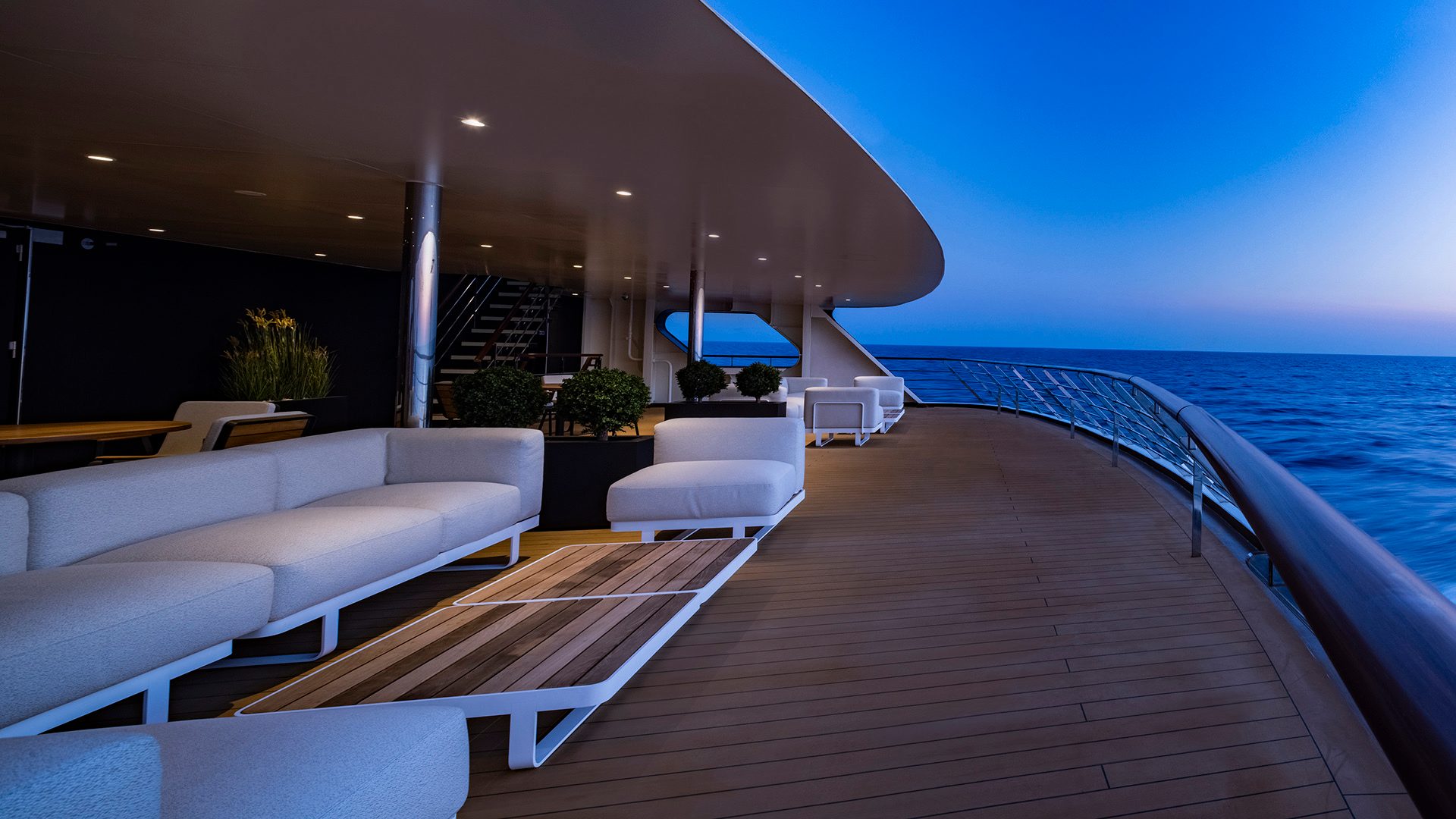Interior design, Naval architecture, studio couch, Water, Sky, Property, Shade