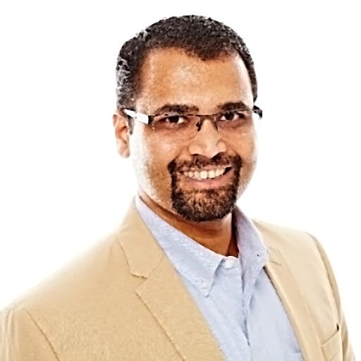 Vision care, Dress shirt, Forehead, Smile, Chin, Eyebrow, Beard, Jaw, Sleeve, Happy