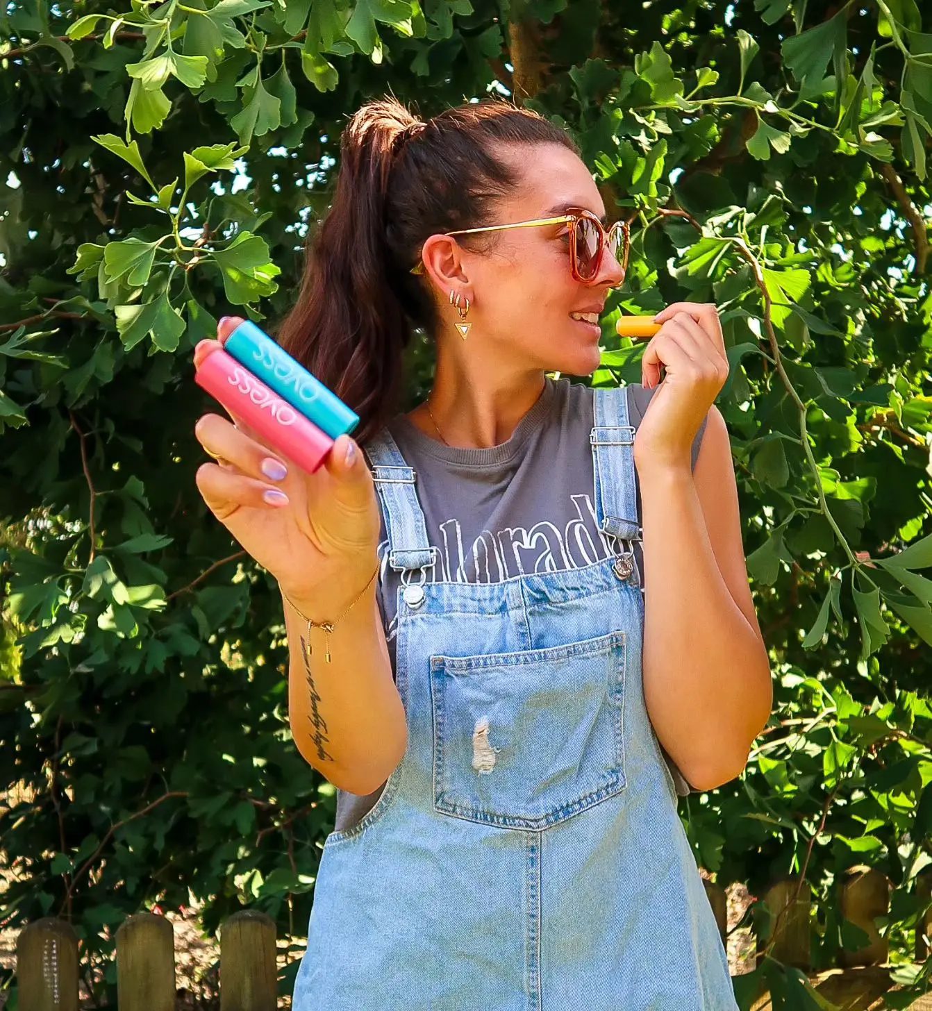 People in nature, Hand, Sleeve, Finger, Gesture, Happy, Plant, Eyewear