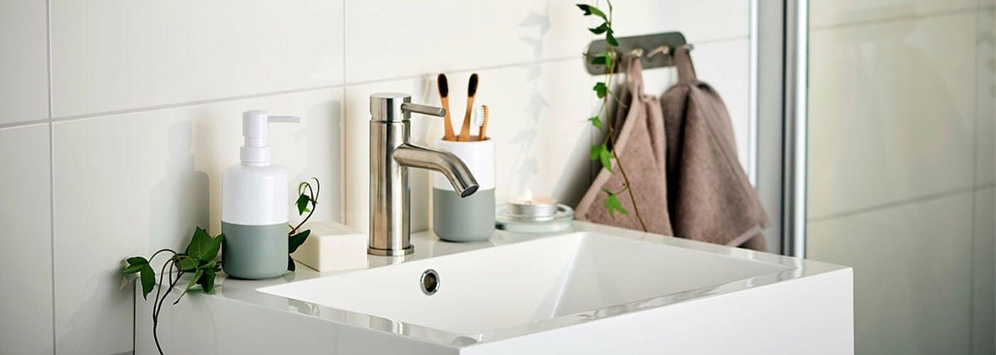 Plumbing fixture, Bathroom sink, Interior design, Household hardware, Tap, White, Plant, Wood