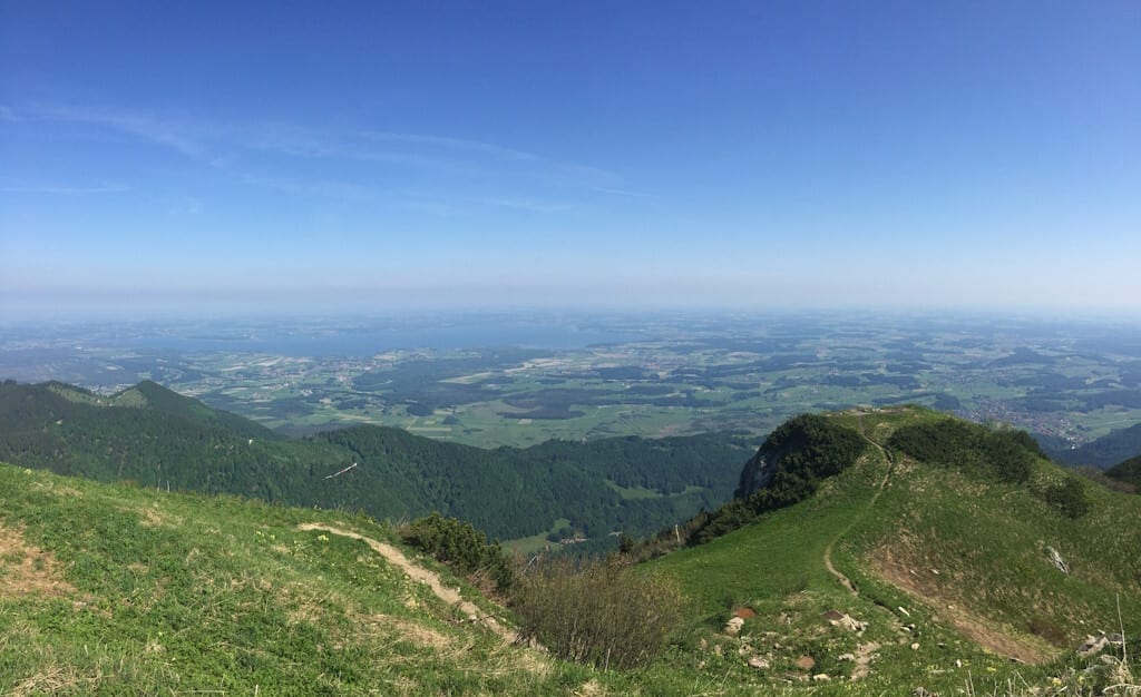 Plant community, Natural landscape, Land lot, Sky, Cloud, Mountain, Slope, Terrain, Grass