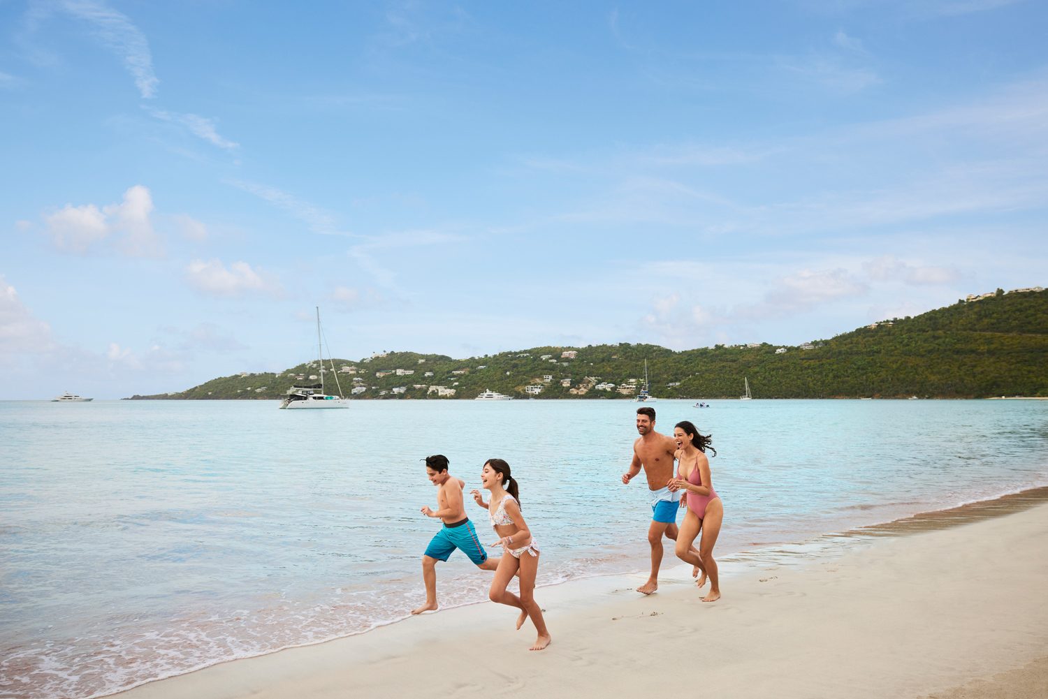 Coastal and oceanic landforms, People on beach, Water, Sky, Cloud, Azure, Trunks, Travel, Leisure