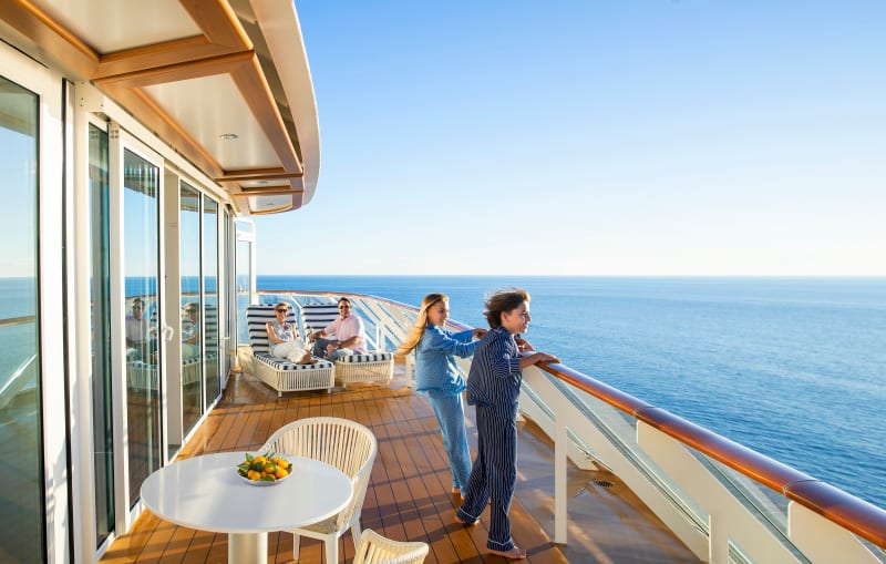 Naval architecture, Water, Sky, Table, Window, Leisure