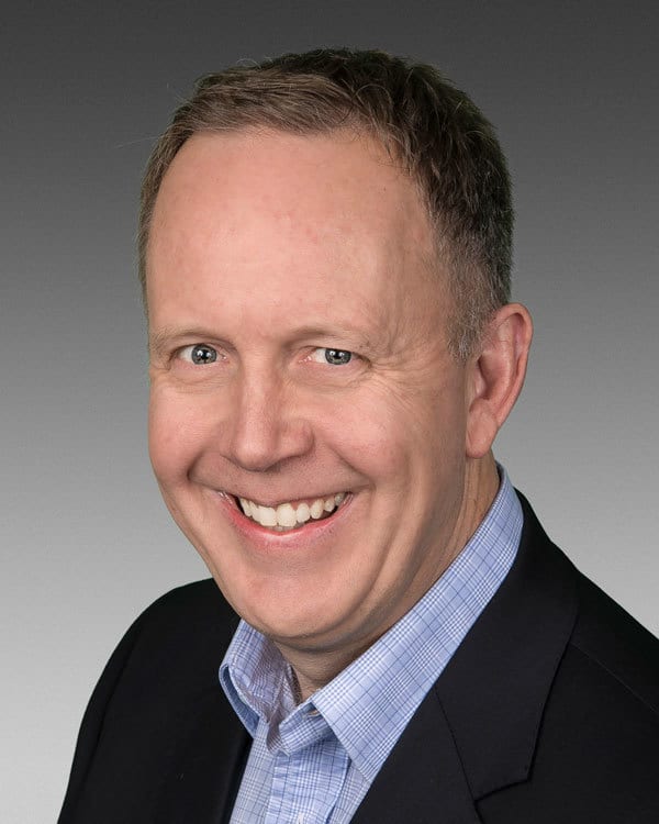 Dress shirt, Forehead, Smile, Cheek, Sleeve, Collar