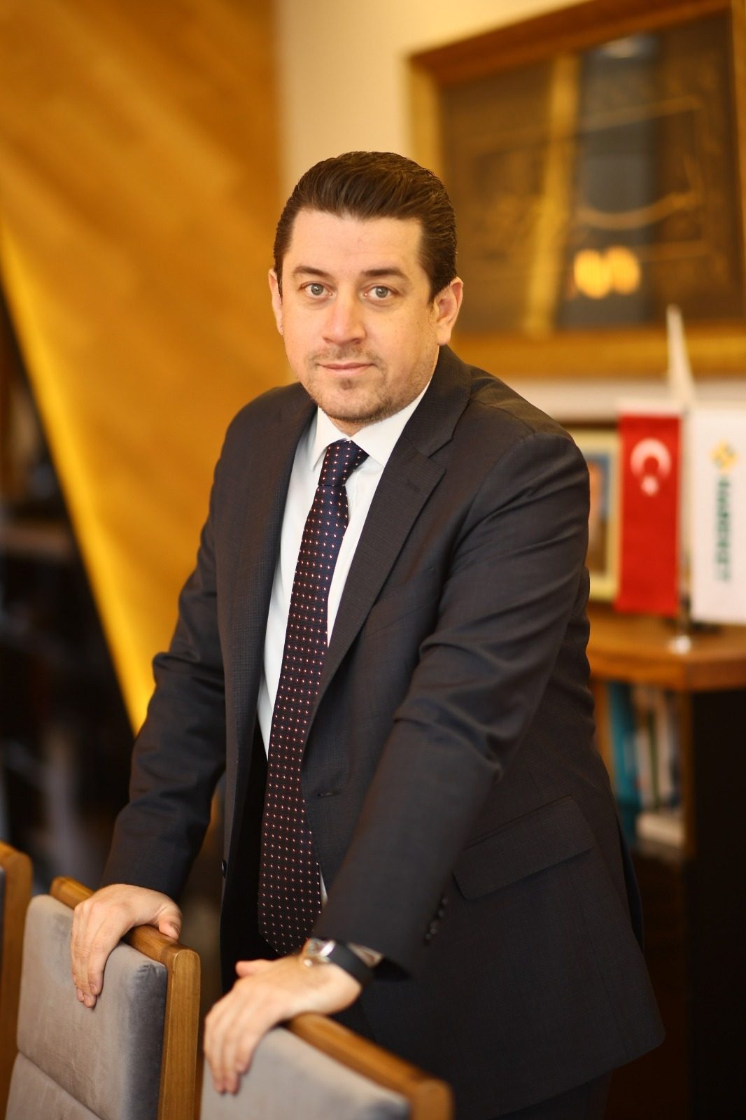 Dress shirt, Suit trousers, Tie, Collar