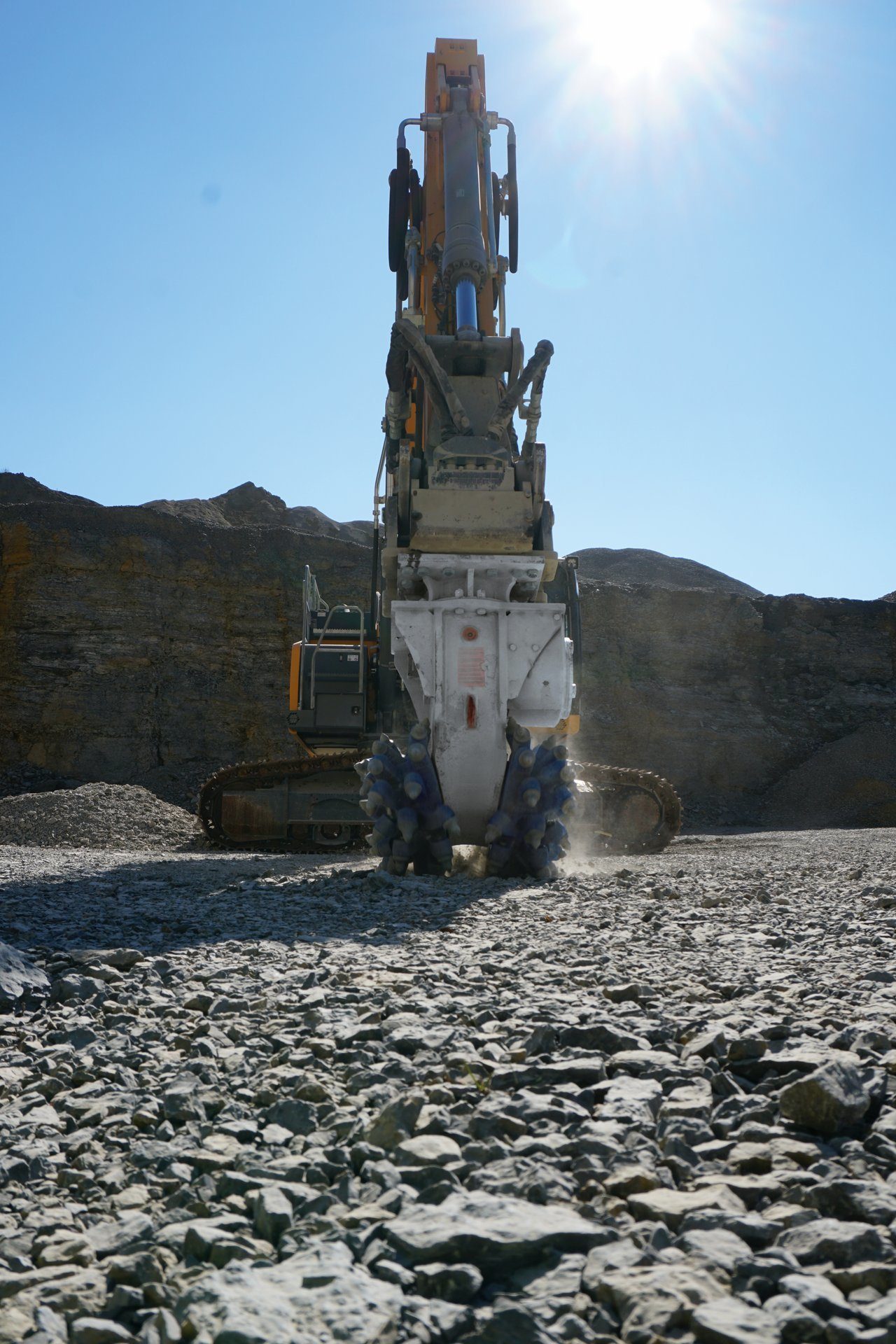 Road surface, Sky, Vehicle, Water, Asphalt, Mountain