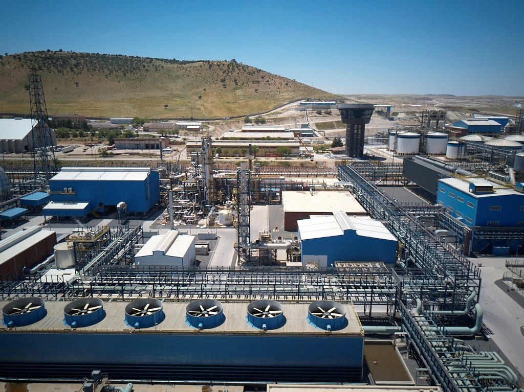 Urban design, Residential area, Sky, Building, Vehicle, Landscape, Cityscape