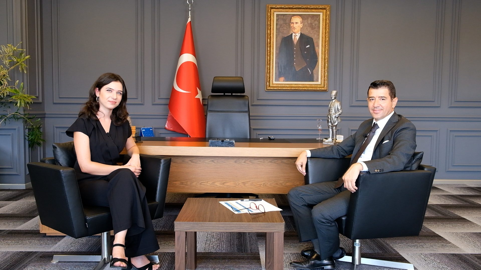 Interior design, Clothing, Footwear, Joint, Shoe, Table, Furniture, Leg, Comfort, Black