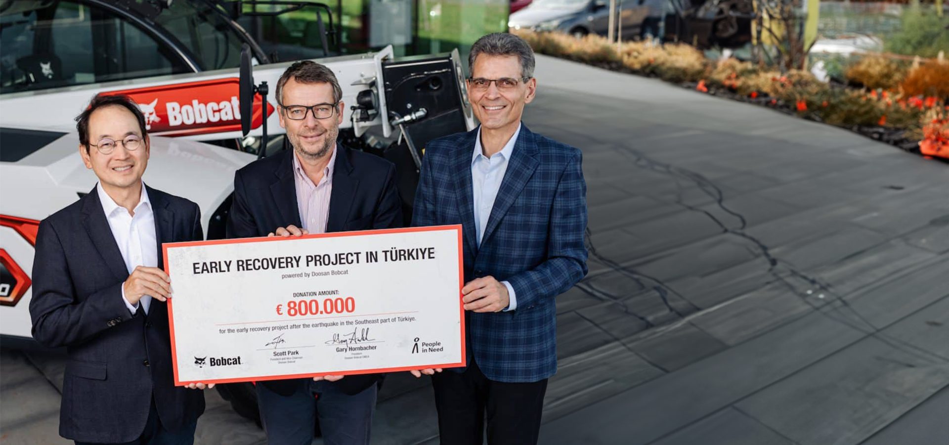 Motor vehicle, Automotive design, Smile, Suit