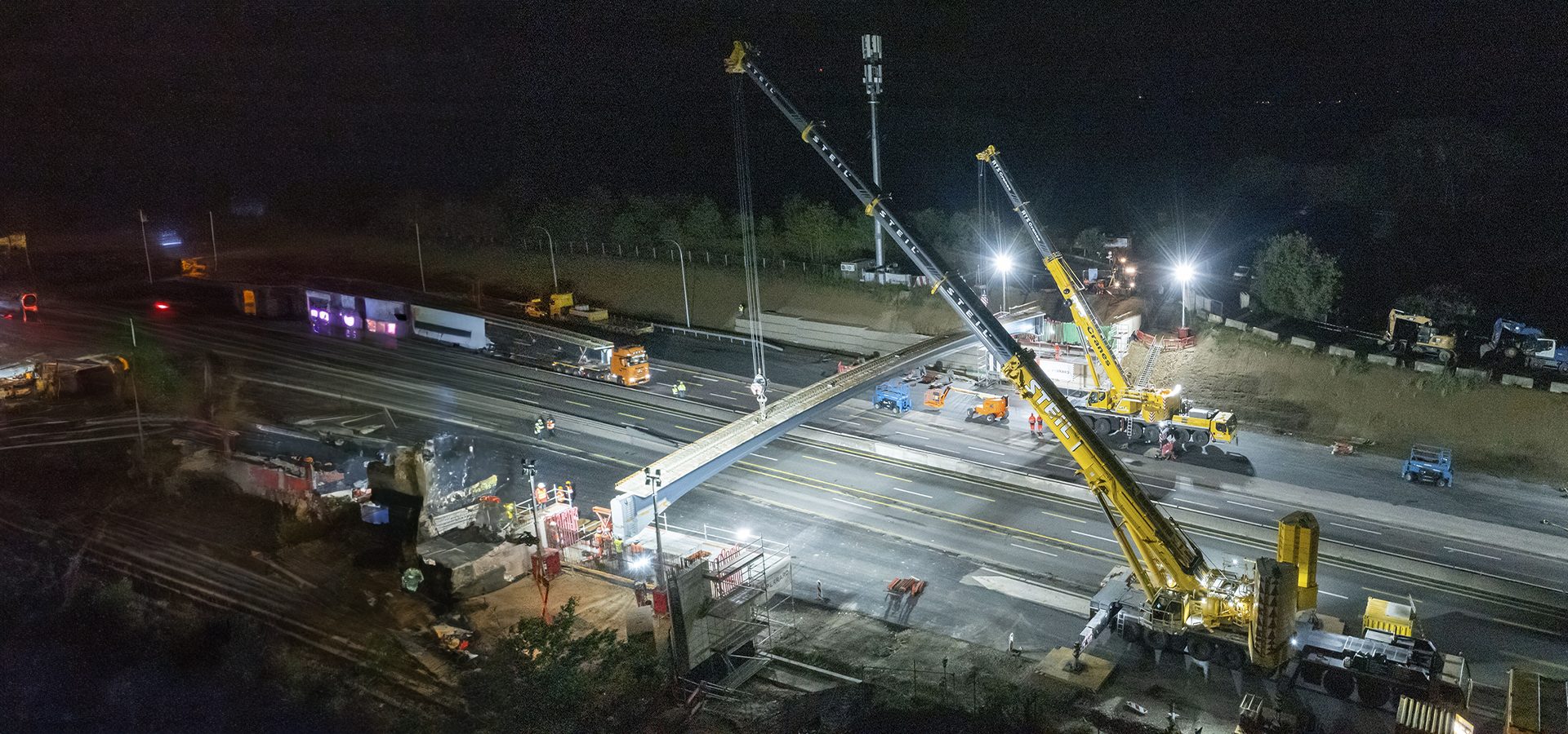 Street light, Electricity, Asphalt