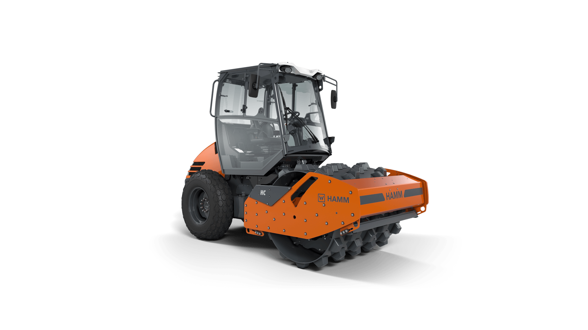 Outdoor power equipment, Automotive tire, Motor vehicle, Wheel, Hood, Tread, Rolling, Mower