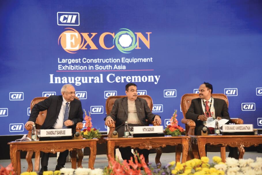 Coat, Product, Yellow, Suit, Spokesperson