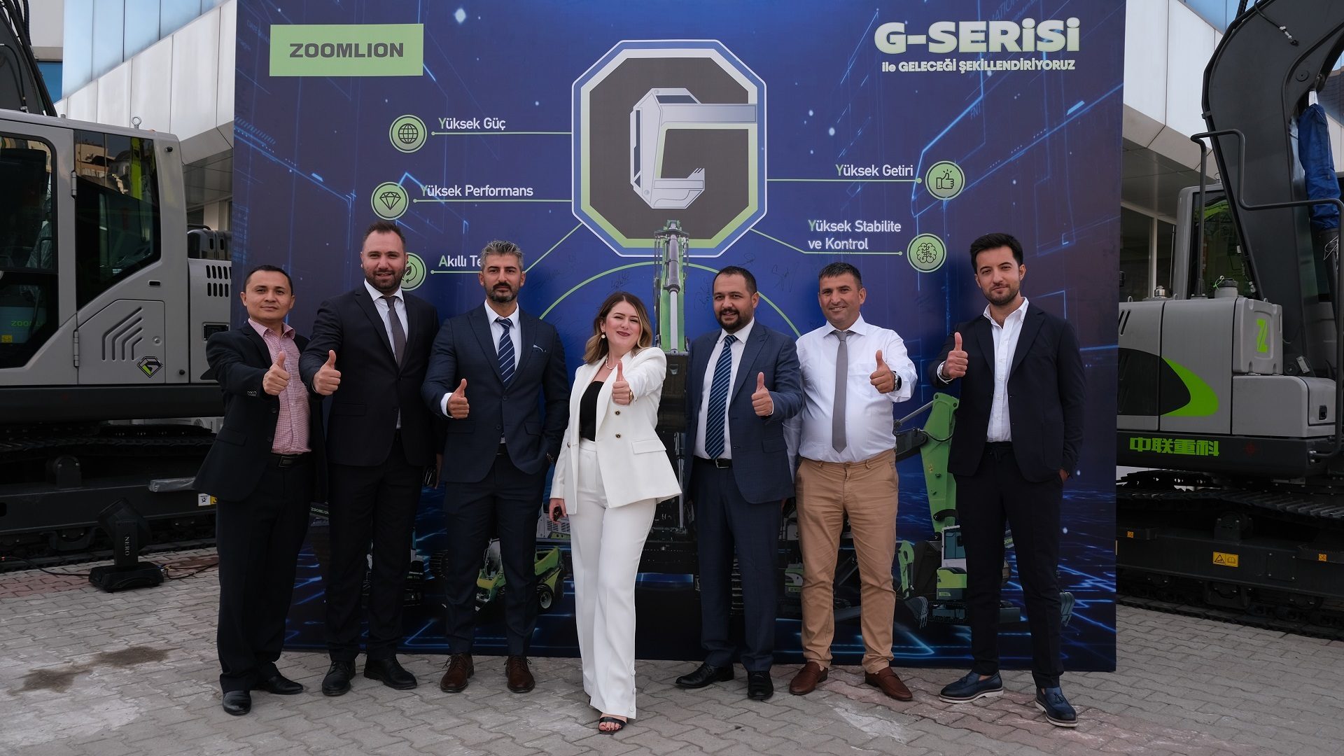Motor vehicle, Automotive design, Tire, Suit, Wheel