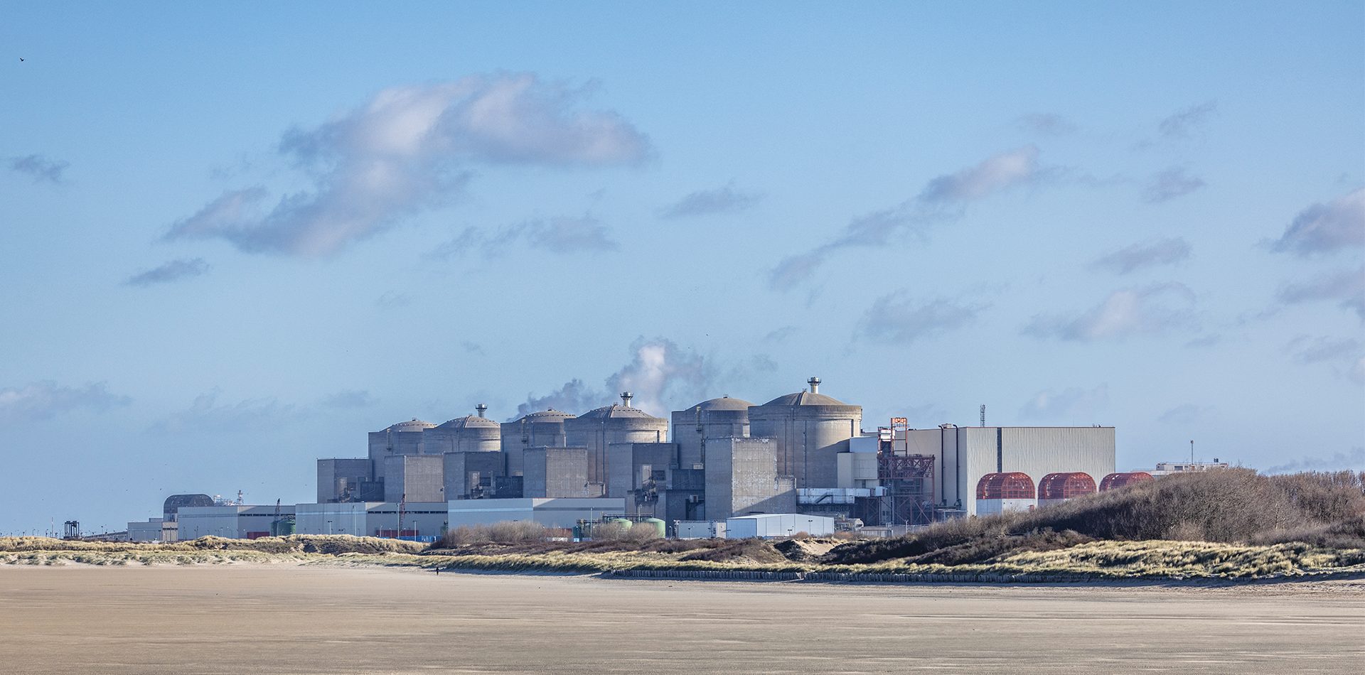 Cloud, Sky, Building, Asphalt