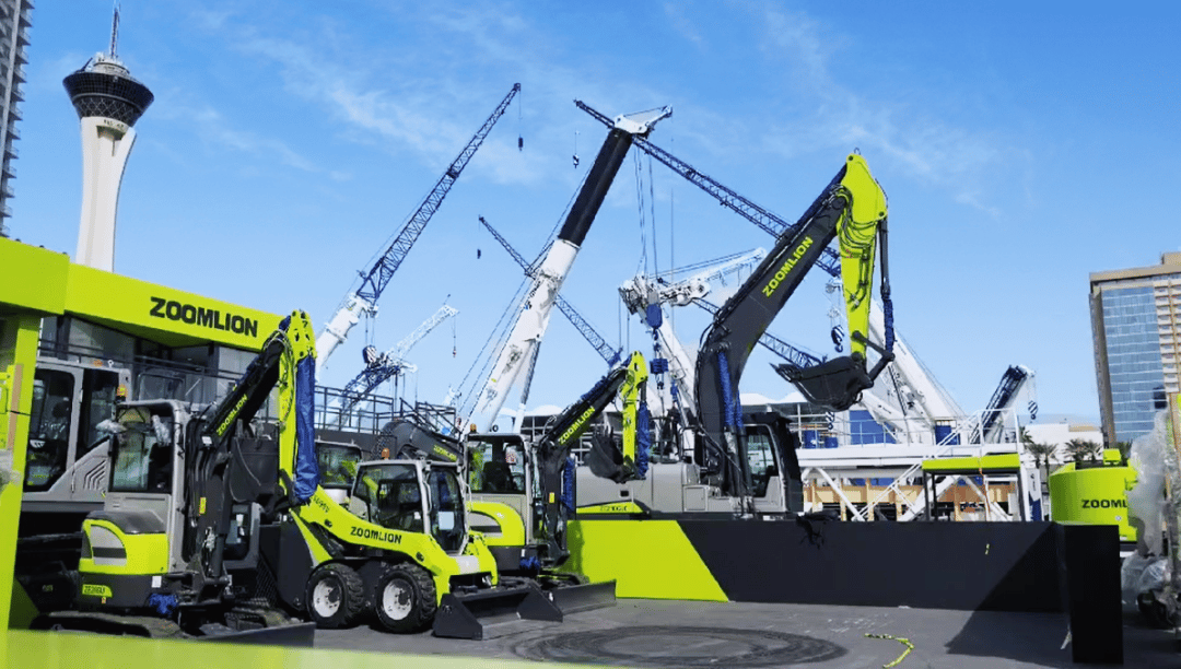 Sky, Cloud, Tire, Vehicle, Wheel, Asphalt, Crane
