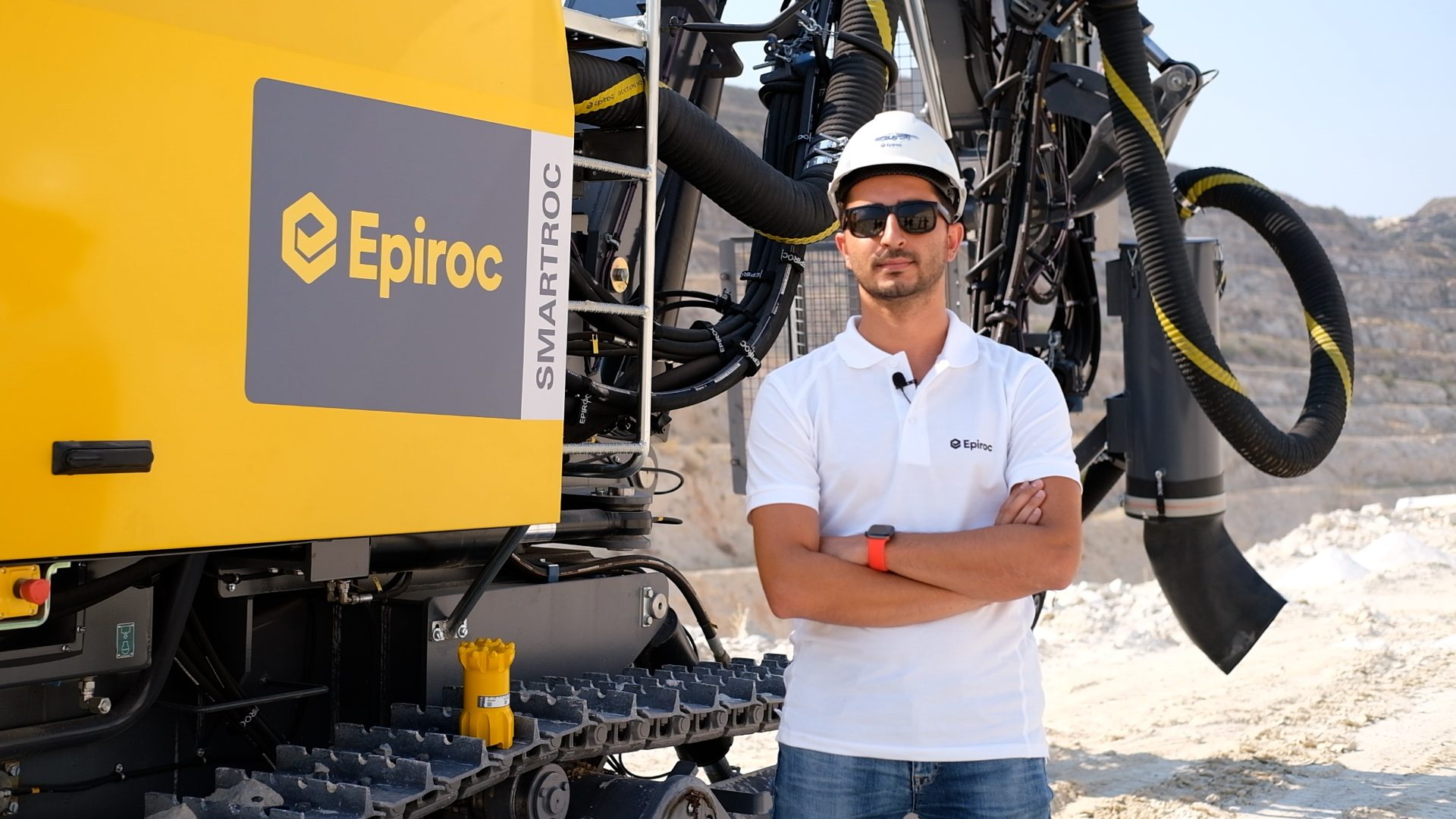 Motor vehicle, Automotive tire, Workwear, Sunglasses, Goggles, Yellow, Helmet, Headgear