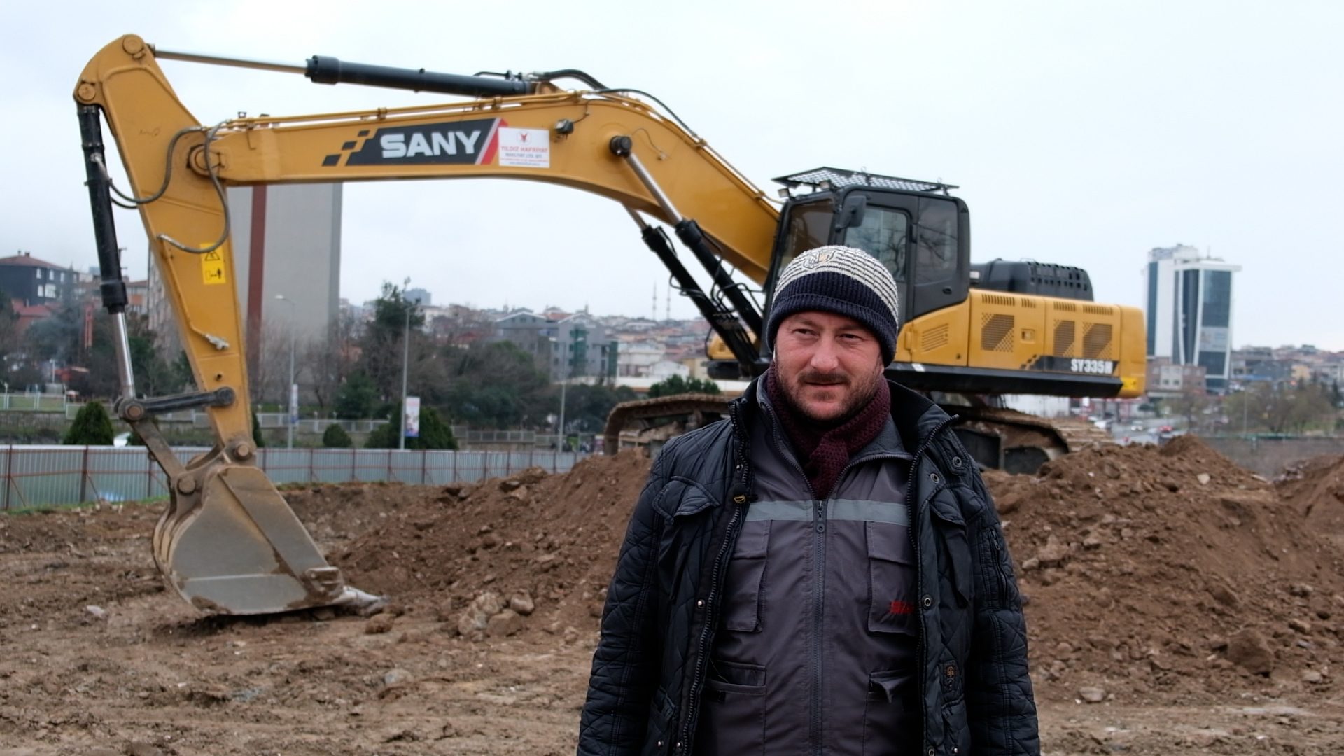 Vehicle, Sky, Asphalt, Plant