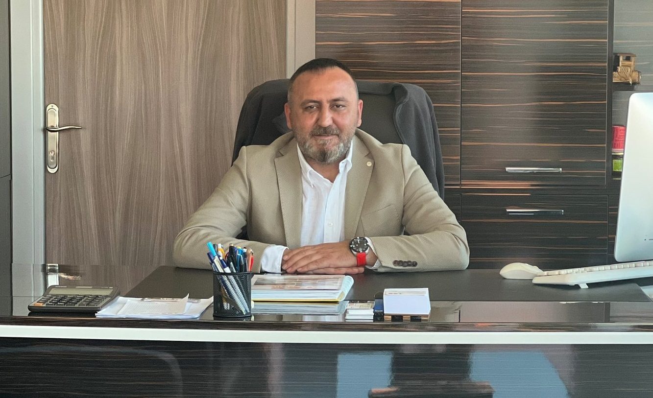 Writing desk, Table, Microphone