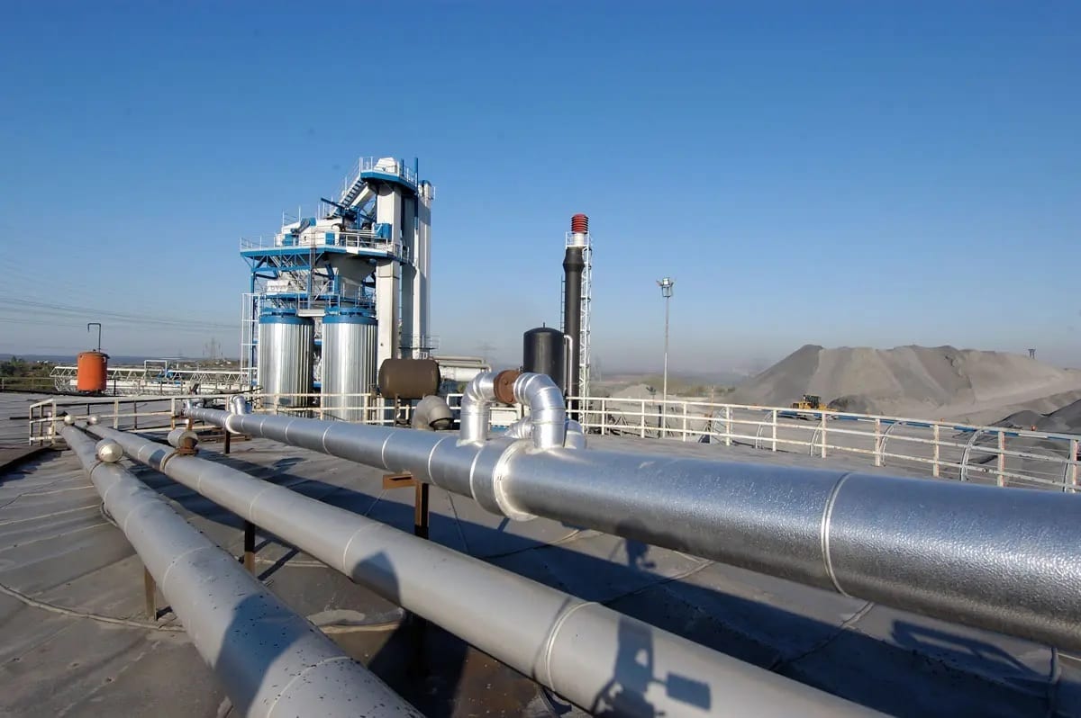 Steel casing pipe, Pipeline transport, Composite material, Sky, Infrastructure, Asphalt