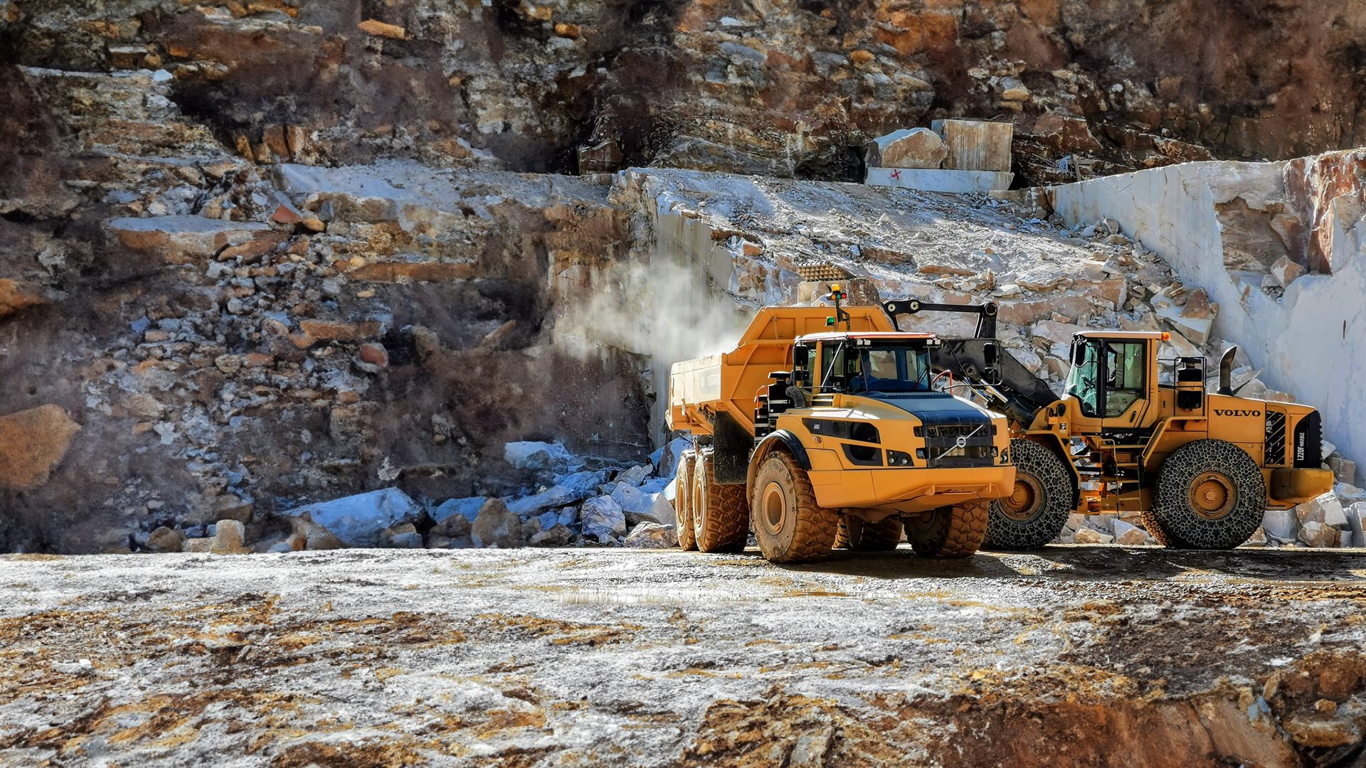 Automotive tire, Wheel, Vehicle, Tread, Slope, Rolling