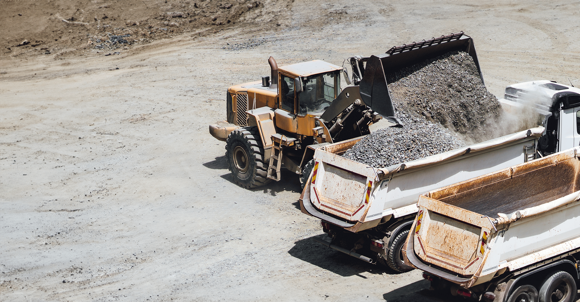 Land vehicle, Automotive tire, Wheel, Tread, Asphalt, Wood