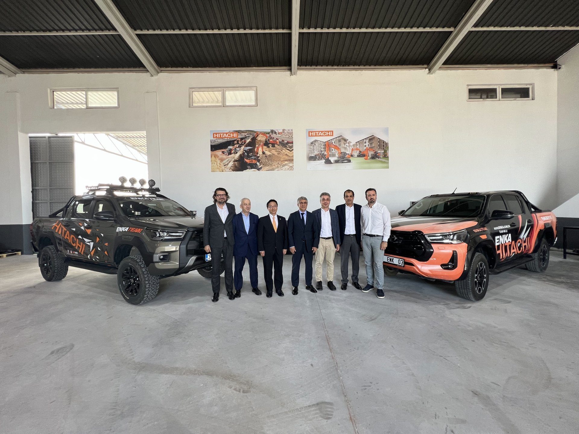 Motor vehicle, Automotive tire, Alloy wheel, Car, Hood