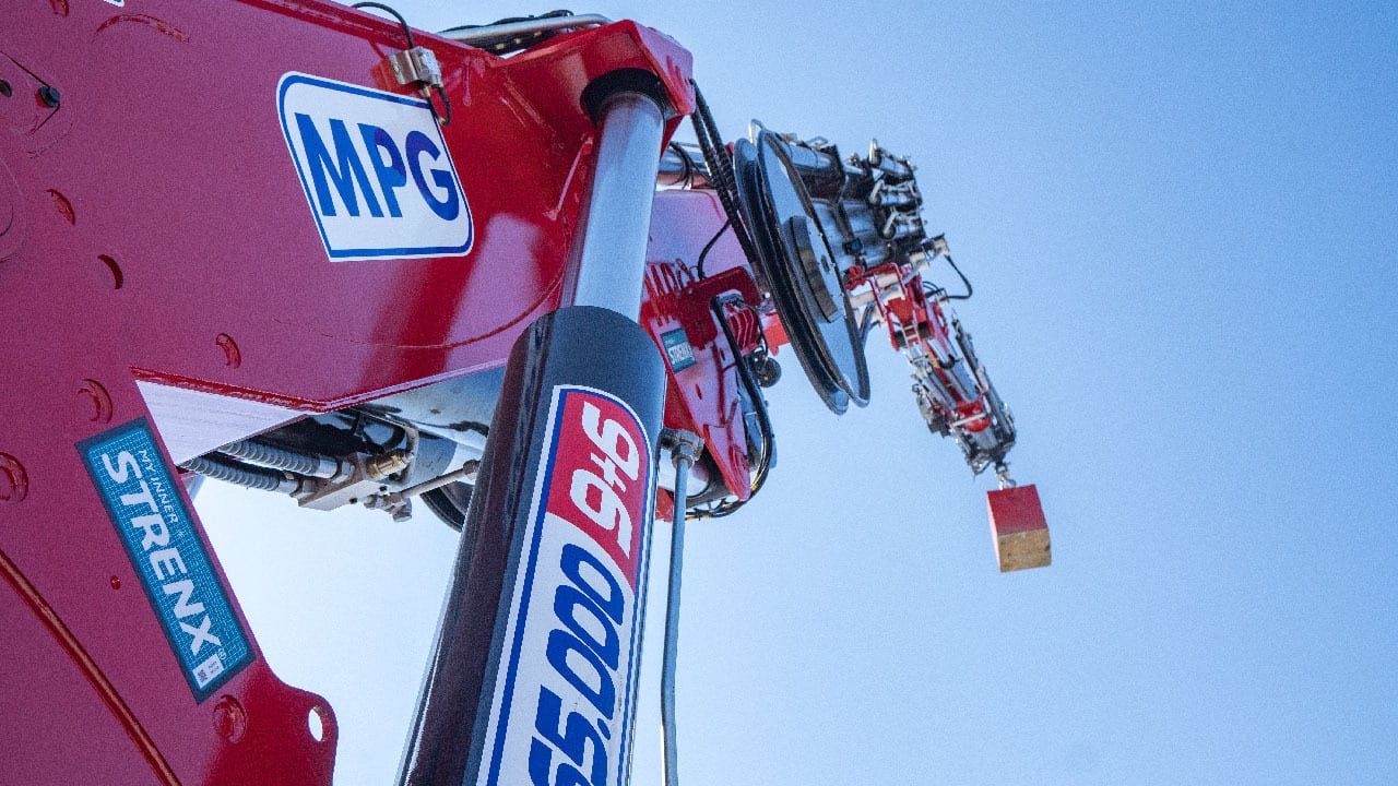 Automotive tire, Sky