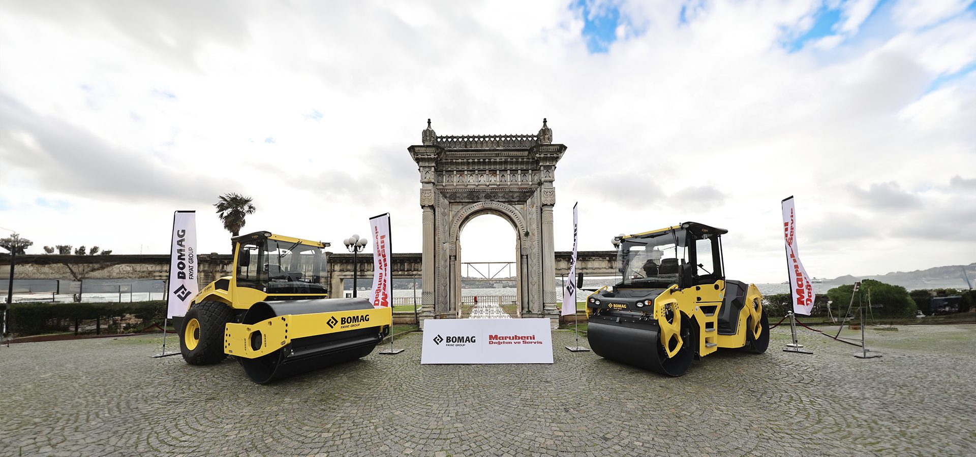 Vehicle registration plate, Automotive tire, Cloud, Wheel, Sky, Car