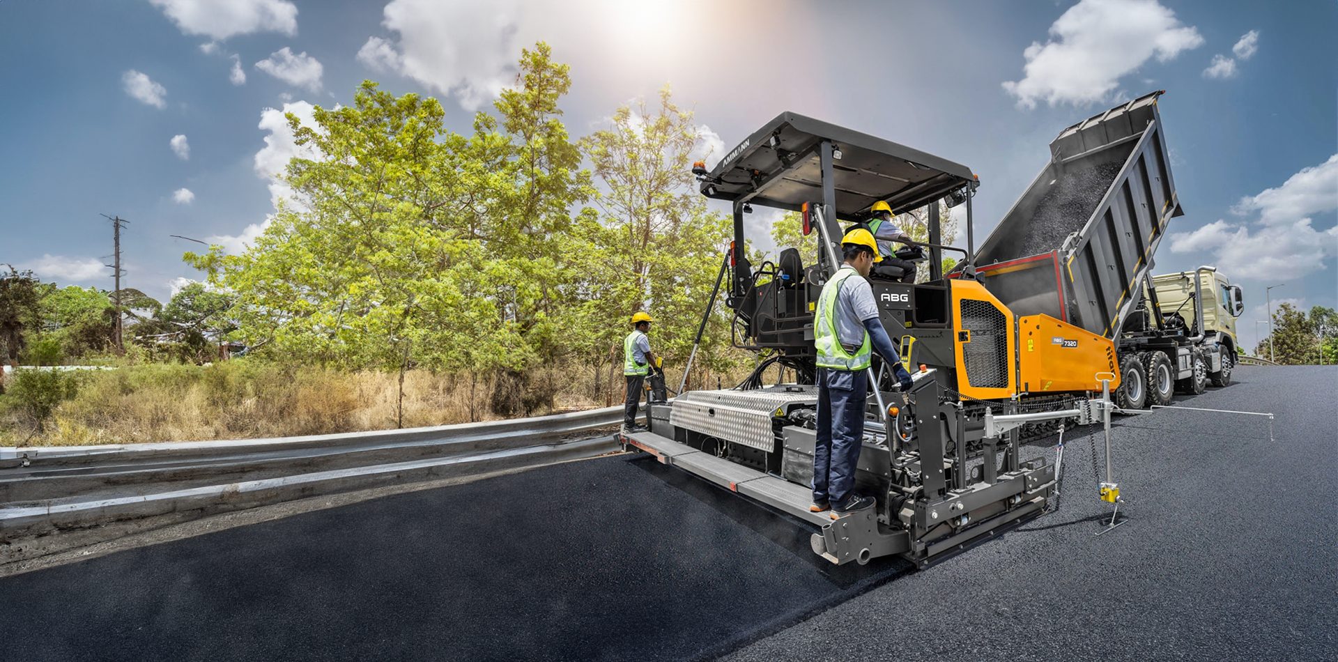 Automotive tire, Road surface, Motor vehicle, Cloud, Sky, Wheel, Plant, Tree