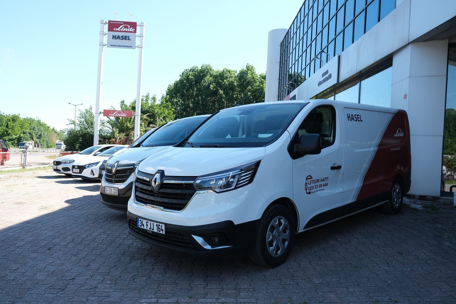 Sakarya Bölge Müdürlüğü Servis Araçları