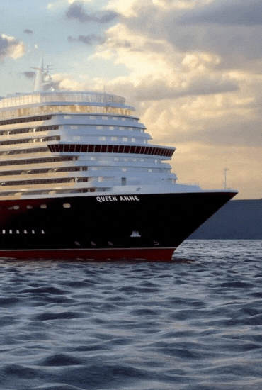 Naval architecture, Cruise ship, Water, Sky, Cloud, Boat, Vehicle