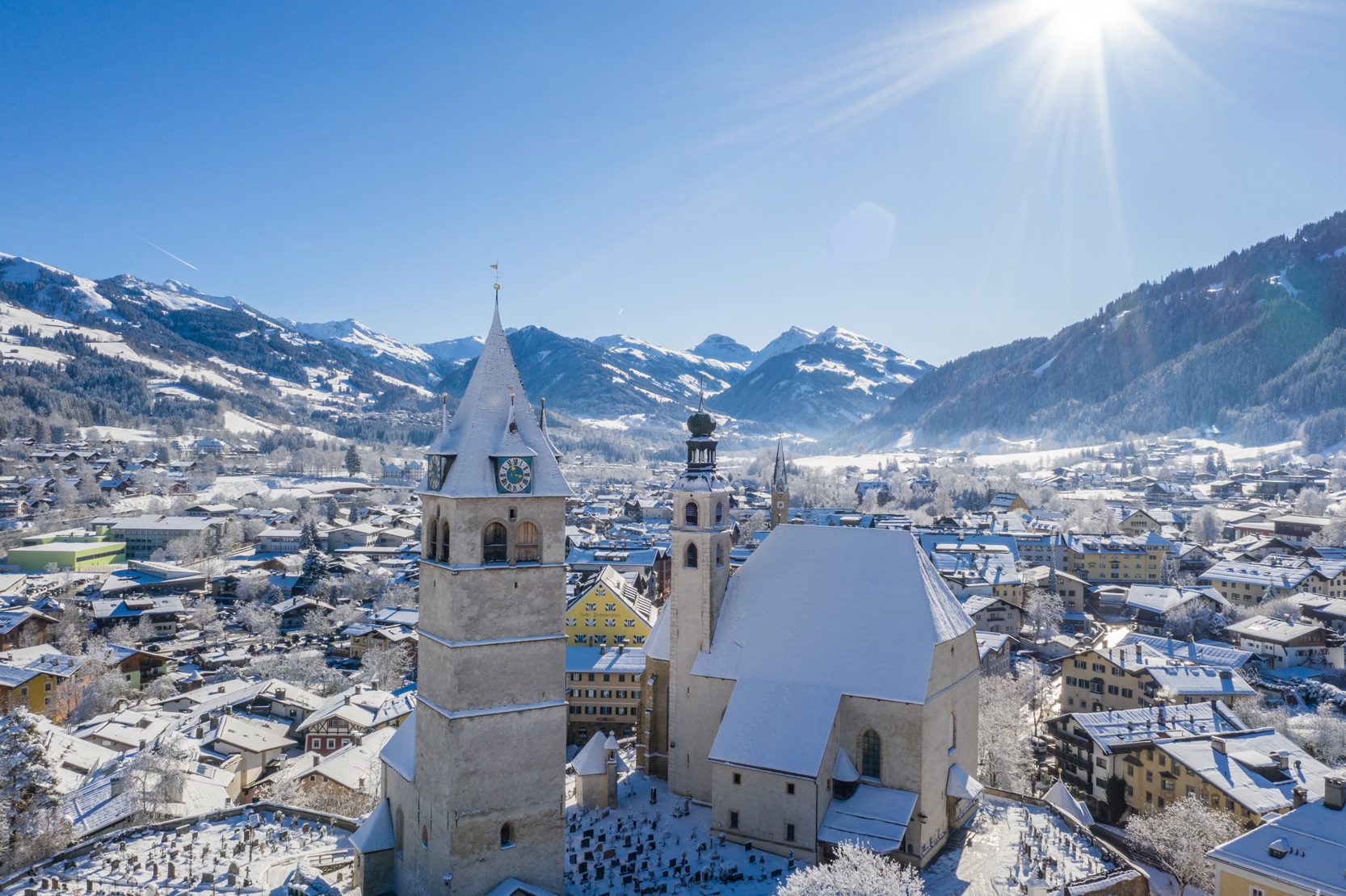 Sky, Building, Mountain, Blue, Snow, Azure, Freezing, Cityscape, House, Landscape