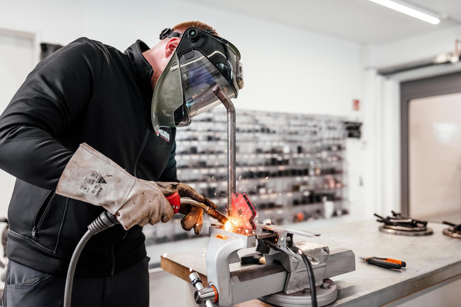 Blue-collar worker, Metalworking, Machine, Engineering