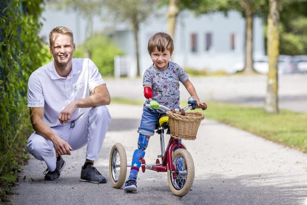 Riding Toy, Bicycle wheel, Tire, Child, Recreation, Fun, Toddler