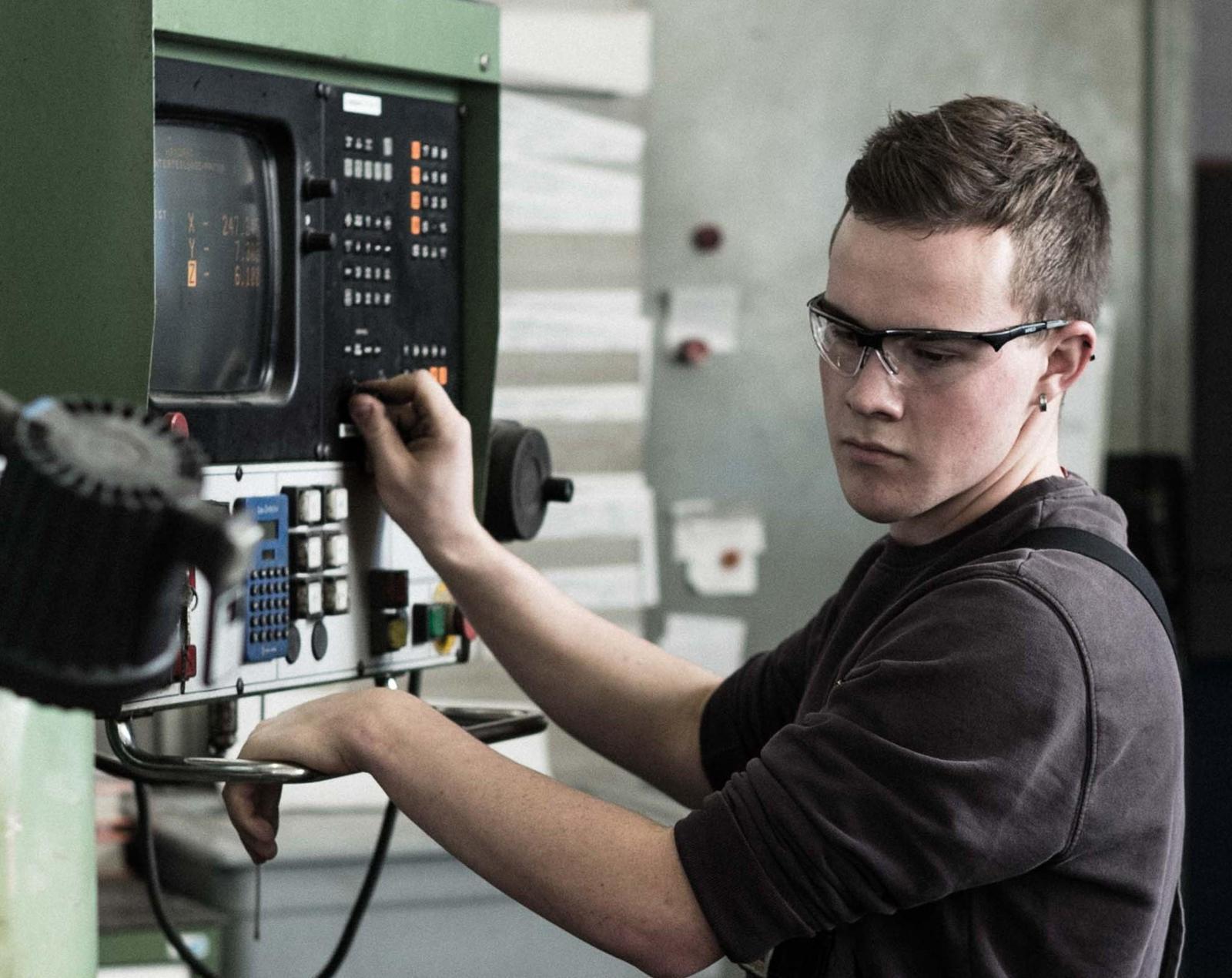 Electronic device, Technology, Machine, Engineering