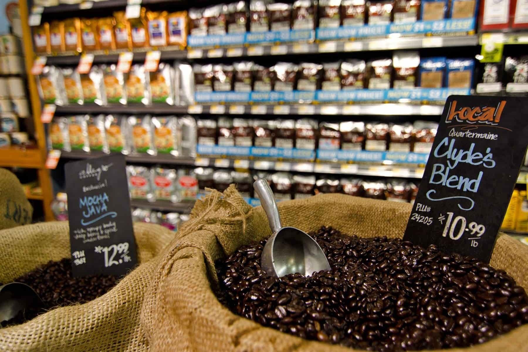 Natural foods, Whole food, Ingredient, Shelf, Retail