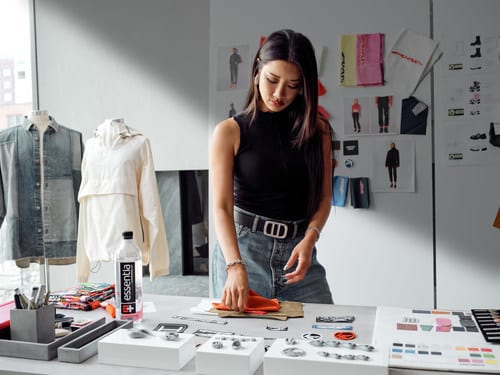 Automotive design, Product, Fashion, Sleeve, Eyewear