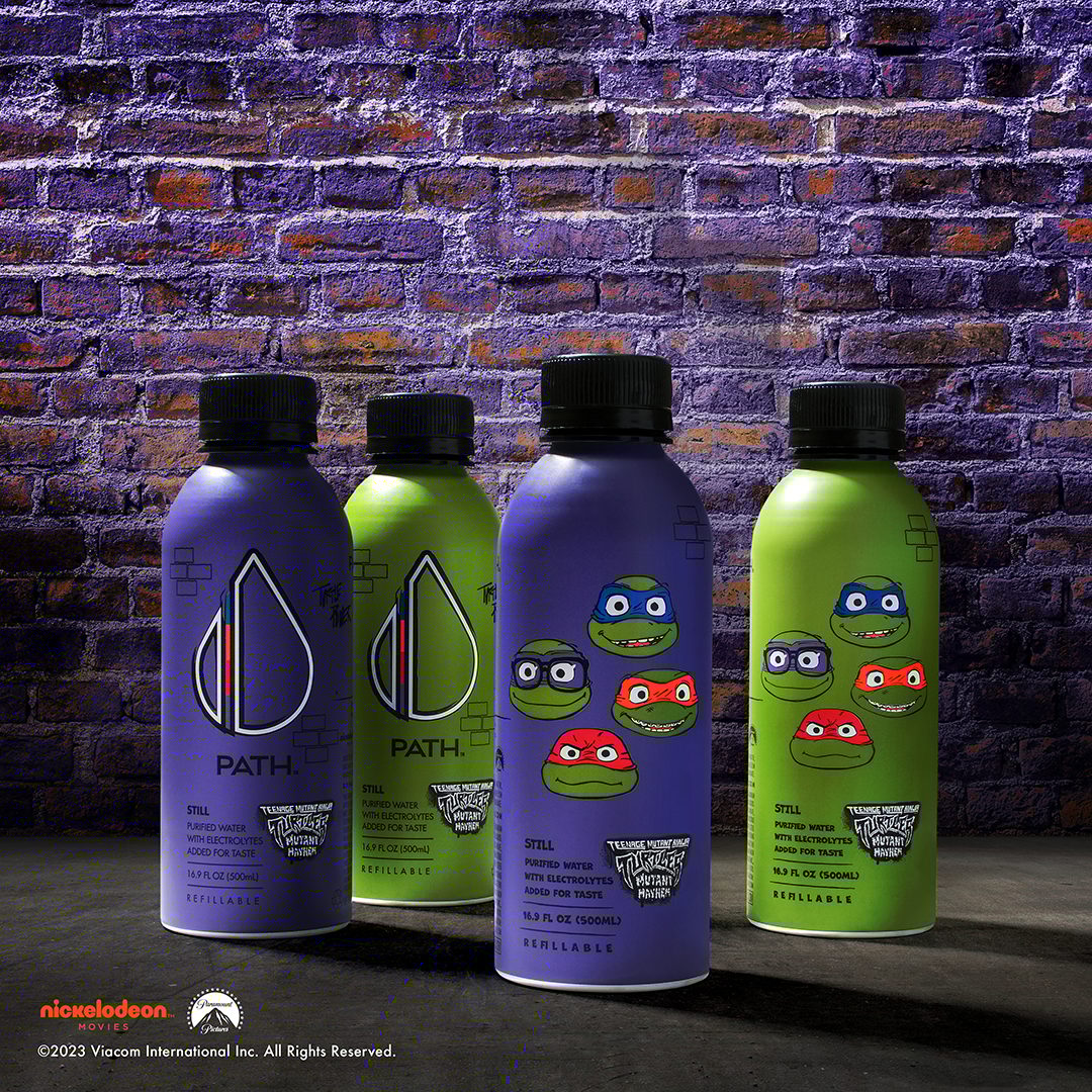 Bottle cap, Liquid, Drinkware, Purple, Fluid, Lighting, Drink, Solution