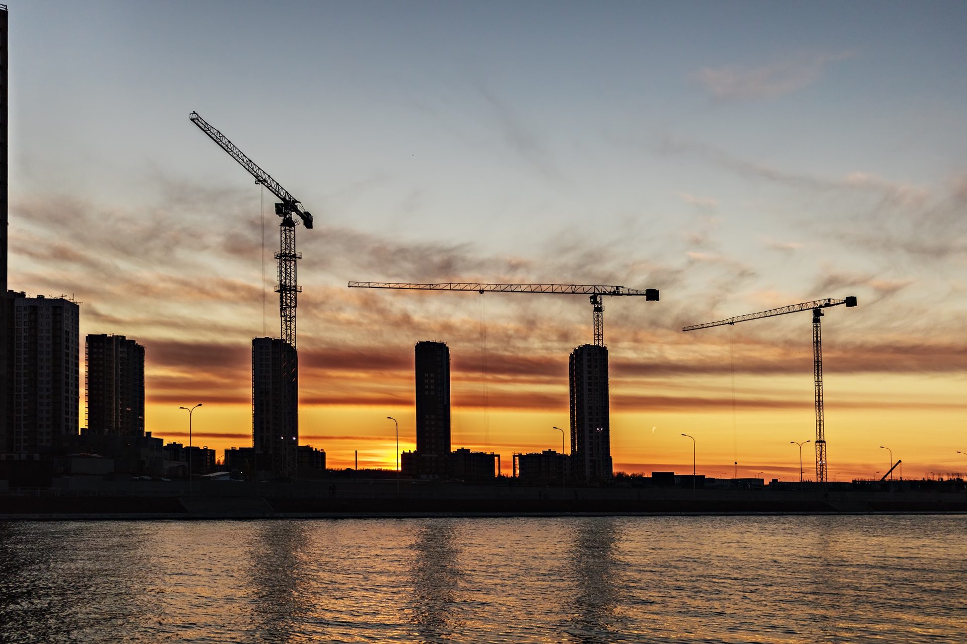 Water, Sky, Cloud, Atmosphere, Skyscraper, Daytime, Building, Afterglow, Dusk, Orange
