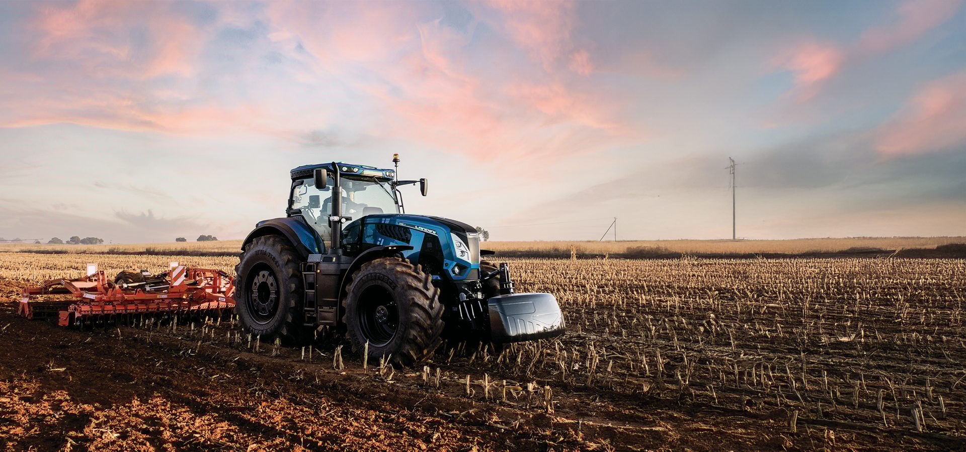 Automotive Wheel System, Land vehicle, Agricultural machinery, Tractor, Cloud, Field, Agriculture, Machine