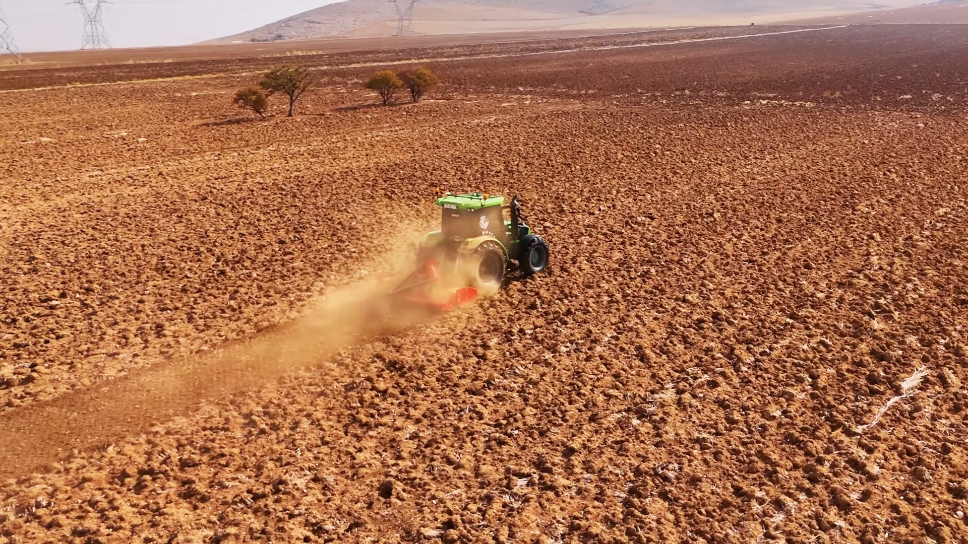 Agricultural machinery, Rural area, Off-road vehicle, Tractor, Agriculture, Field, Soil, Plain, Plow, Plantation